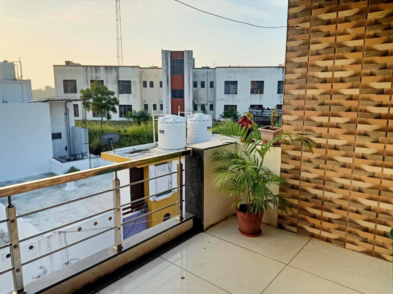 Bhavya Homestay Garudeshwar Kültér fotó